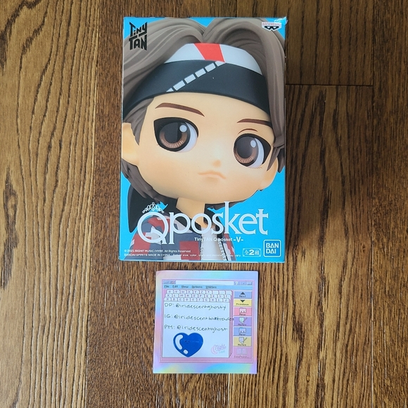 BTS V Q Posket - Picture 1 of 4